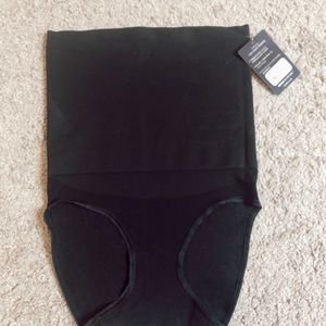 BRAND NEW high waist shaping brief
